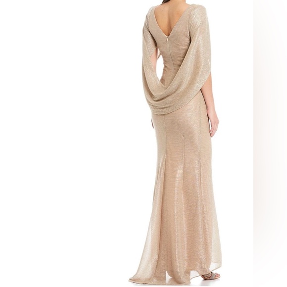 BETSY & ADAM NWT CELINE BOAT NECK CHAMPAGNE CRINKLE GOWN SZ 10 P - Picture 2 of 11
